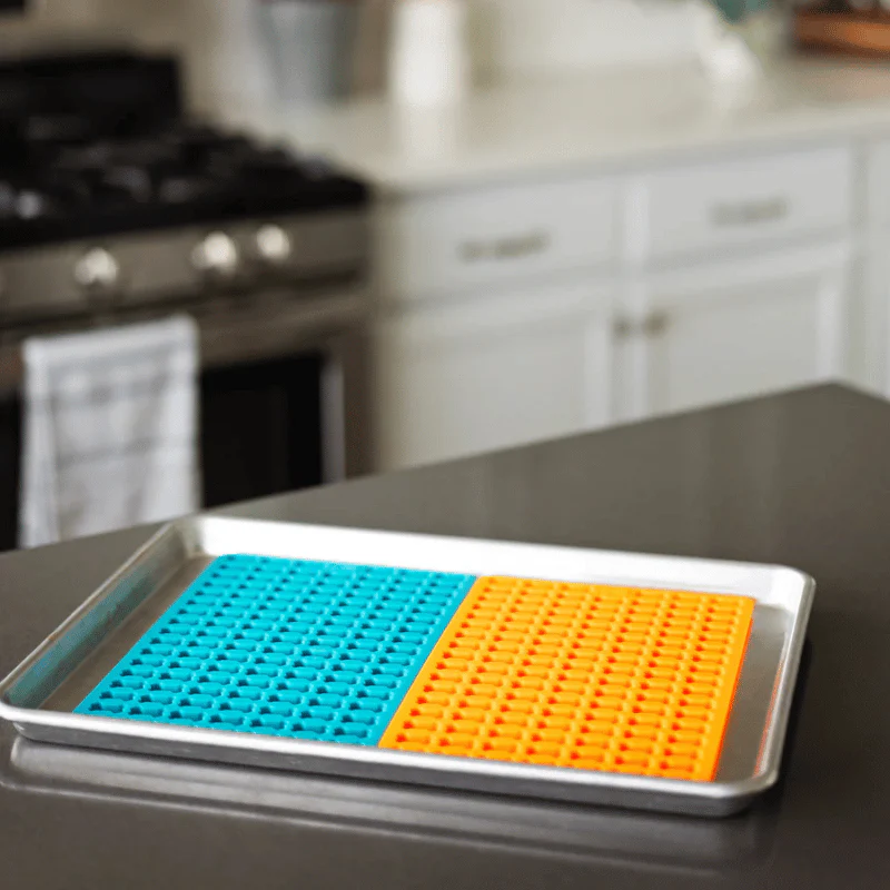 Messy Mutts Silicone Treat Maker - Blue & Orange Small - 2pk - Image 5