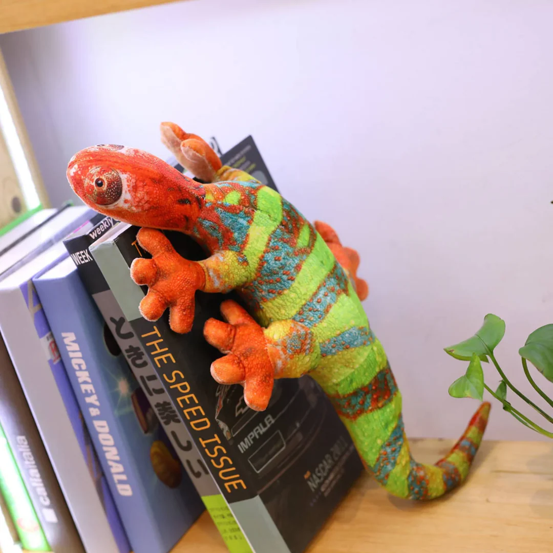 Peter's Plush Kid's Toy Gecko - Image 2